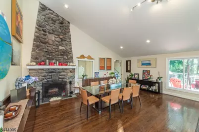 146 Lakewood Dr, Denville, NJ 07834 - Photo 7