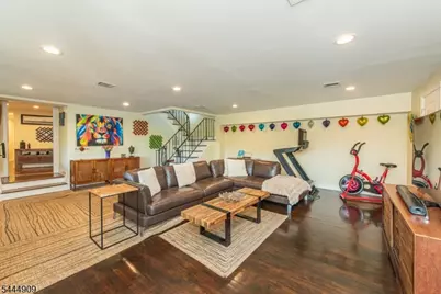 146 Lakewood Dr, Denville, NJ 07834 - Photo 9