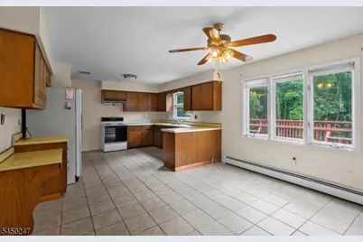 47 E Cheryl Rd, Montville Township, NJ 07058 - Photo 17