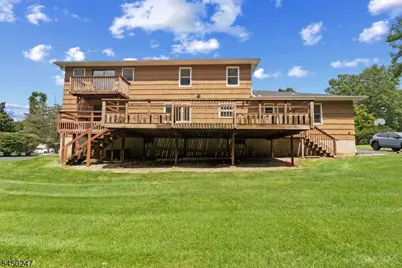 47 E Cheryl Rd, Montville Township, NJ 07058 - Photo 3