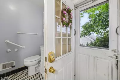 10 Reid Ave, Bloomfield, NJ 07003 - Photo 19