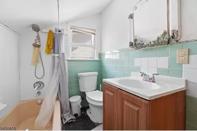 51 N 17th St, Prospect Park, NJ 07508 - Photo 13