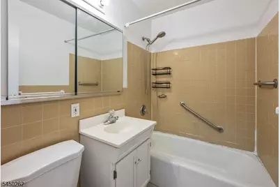 44 S Main St #6J, Lodi, NJ 07644 - Photo 23
