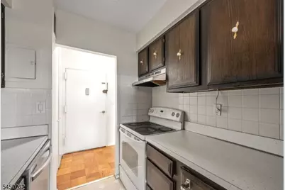 44 S Main St #6J, Lodi, NJ 07644 - Photo 17