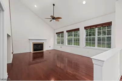 13 Ruggiero Way, Mount Olive, NJ 07828 - Photo 5