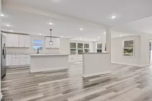 55 Shawnee Ave, Rockaway Township, NJ 07866 - Photo 9