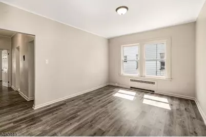 918 Grove St, Irvington, NJ 07111 - Photo 3
