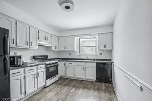 38 Park St, Florham Park, NJ 07932 - Photo 17