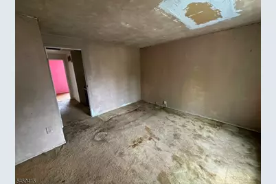 110 Pearl St, Paterson, NJ 07501 - Photo 13