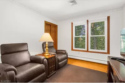 530 Bellwood Park Rd, Bethlehem Township, NJ 08802 - Photo 13
