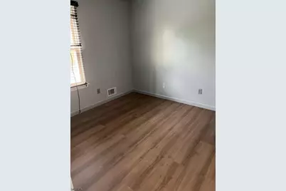 68 Crosspointe Dr, East Brunswick Township, NJ 08816 - Photo 5