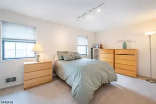 575 Grove St, Clifton, NJ 07013 - Photo 19
