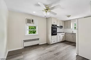 416 S Valley Rd, Orange, NJ 07050 - Photo 7