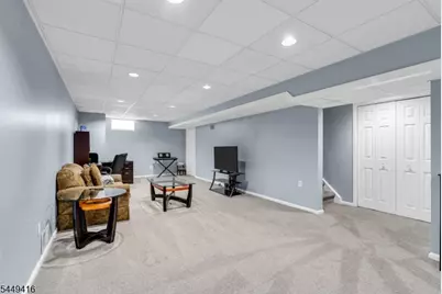 48 Plantation Rd, Readington, NJ 08889 - Photo 17