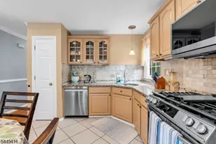 48 Plantation Rd, Readington, NJ 08889 - Photo 13