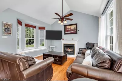 48 Plantation Rd, Readington, NJ 08889 - Photo 7