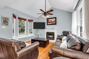 48 Plantation Rd, Readington, NJ 08889 - Photo 7