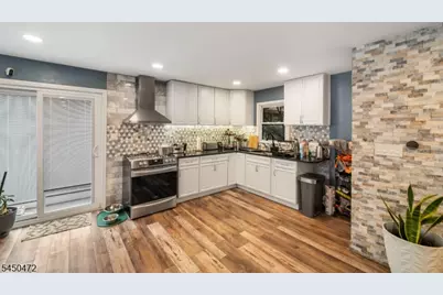 190 Devon Ter, Kearny, NJ 07032 - Photo 9