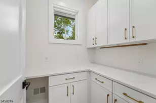 54 Martin Rd, Livingston, NJ 07039 - Photo 19