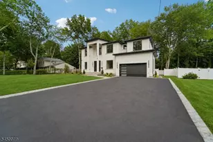 54 Martin Rd, Livingston, NJ 07039 - Photo 3