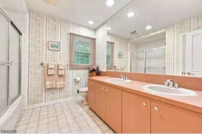 18 Druid Hill Dr, Parsippany, NJ 07054 - Photo 31