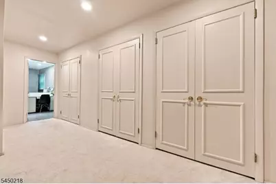 18 Druid Hill Dr, Parsippany, NJ 07054 - Photo 25