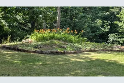 31 Hewitt Rd, West Milford, NJ 07421 - Photo 5