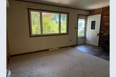 13 Millburn Rd, Jefferson Township, NJ 07849 - Photo 17