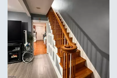 979 W 4th St, Plainfield, NJ 07063 - Photo 3