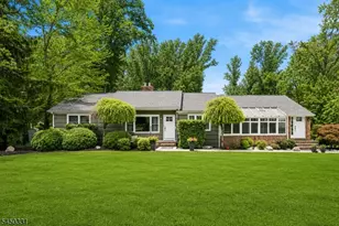 35 Mercier Pl, Berkeley Heights Township, NJ 07922 - Photo 1