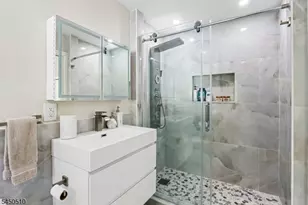 881 Bordentown Ave, Sayreville, NJ 08879 - Photo 21