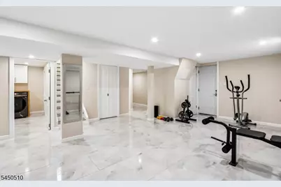881 Bordentown Ave, Sayreville, NJ 08879 - Photo 37