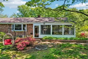 881 Bordentown Ave, Sayreville, NJ 08879 - Photo 1