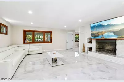 881 Bordentown Ave, Sayreville, NJ 08879 - Photo 5