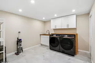 881 Bordentown Ave, Sayreville, NJ 08879 - Photo 27