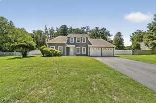 15 Harper Rd, South Brunswick Township, NJ 08852 - Photo 1