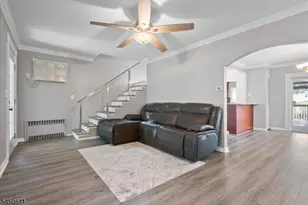 175 Colonial Rdwest, Union Township, NJ 07083 - Photo 5