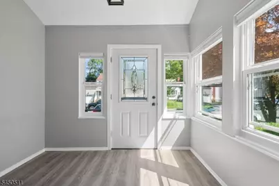 175 Colonial Rdwest, Union Township, NJ 07083 - Photo 3
