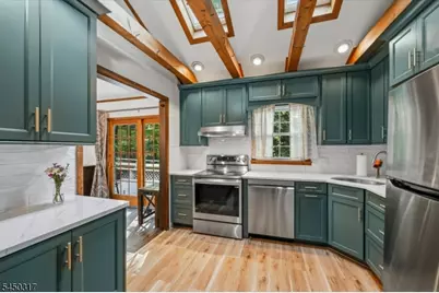 2 Oak Dr, Hampton Township, NJ 07860 - Photo 3