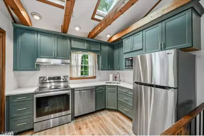 2 Oak Dr, Hampton Township, NJ 07860 - Photo 5