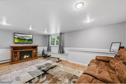 2 Oak Dr, Hampton Township, NJ 07860 - Photo 23