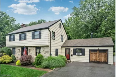 39 Jacobus Ave, Little Falls Township, NJ 07424 - Photo 3