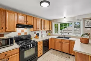 20 1st St, North Arlington, NJ 07031 - Photo 7