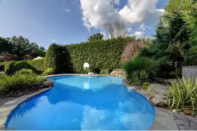 30 The Glen, Cedar Grove, NJ 07009 - Photo 7