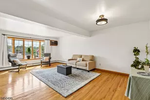 33 Henry Pl, Hackensack, NJ 07601 - Photo 5