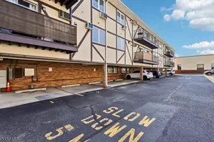 33 Henry Pl, Hackensack, NJ 07601 - Photo 19