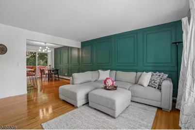 35 Iroquois Ave, Lincoln Park, NJ 07035 - Photo 3