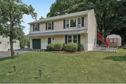 35 Iroquois Ave, Lincoln Park, NJ 07035 - Photo 1