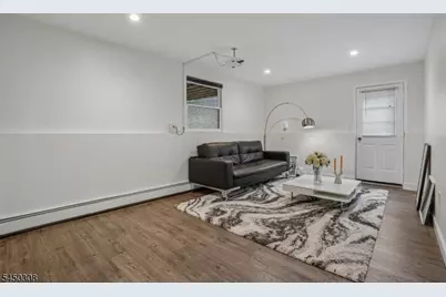35 Iroquois Ave, Lincoln Park, NJ 07035 - Photo 11