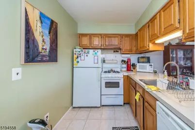 6 Steamboat Dr #11, Vernon, NJ 07462 - Photo 3